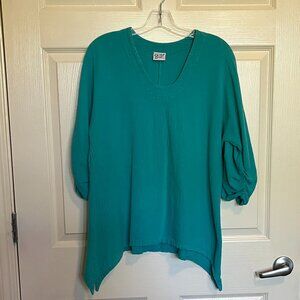 Oh My Gauze! green top. Size 2